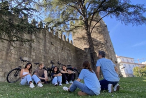Porto: Guided e-bike tours in Porto and Gaia
