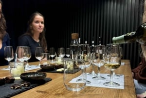 Porto: Verkostung von 5 Portweinen mit passenden Speisen