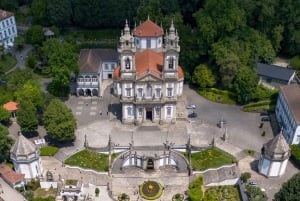 Porto: Guimarães & Braga Tour with Entry Tickets and Lunch