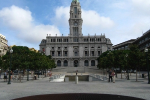 Visite d'une demi-journée à pied à Porto : Croisière fluviale et dégustation de vin