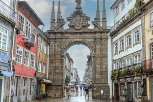 Portosta: Bragan ja Guimarãesin päiväretki lounaalla