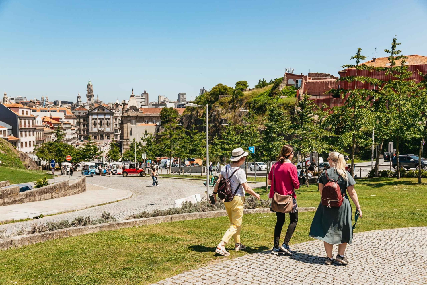 ポルト：ハイライト＆隠れた名所 ウォーク - 最大8名