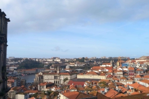 Porto Historic Centre: Private Walking Tour & Cathedral