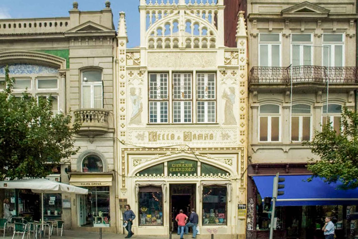 Porto: Tour storico in e-Bike con una guida