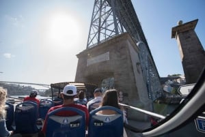 Porto: Hop-On/Hop-Off-Bus mit optionaler Kreuzfahrt und Weinkeller