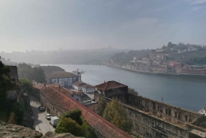 Porto / Lissabon Transfer mit Nazaré & Óbidos