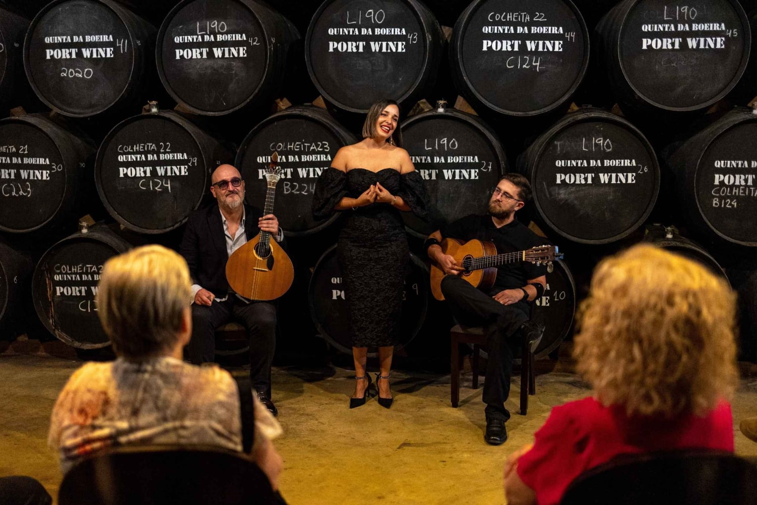 Porto: Live fado-show med vinprovning