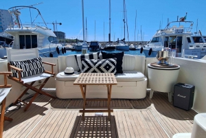 Porto: Passeio de Iate de Luxo pelas 6 Pontes e Estuário do Douro