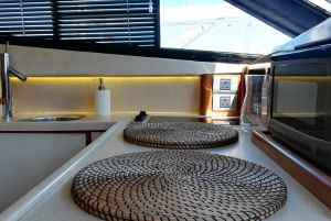 Porto: Passeio de Iate de Luxo pelas 6 Pontes e Estuário do Douro