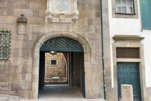 Porto: Off the Beaten Track Private Tour mit Weinverkostung