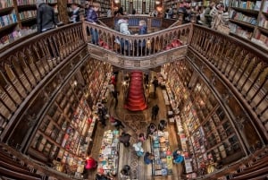 Oporto: Tour privado de lo más destacado de la ciudad con guía local