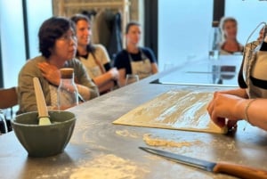 Oporto: Clase de cocina para aprender a hacer pasteles de nata desde cero