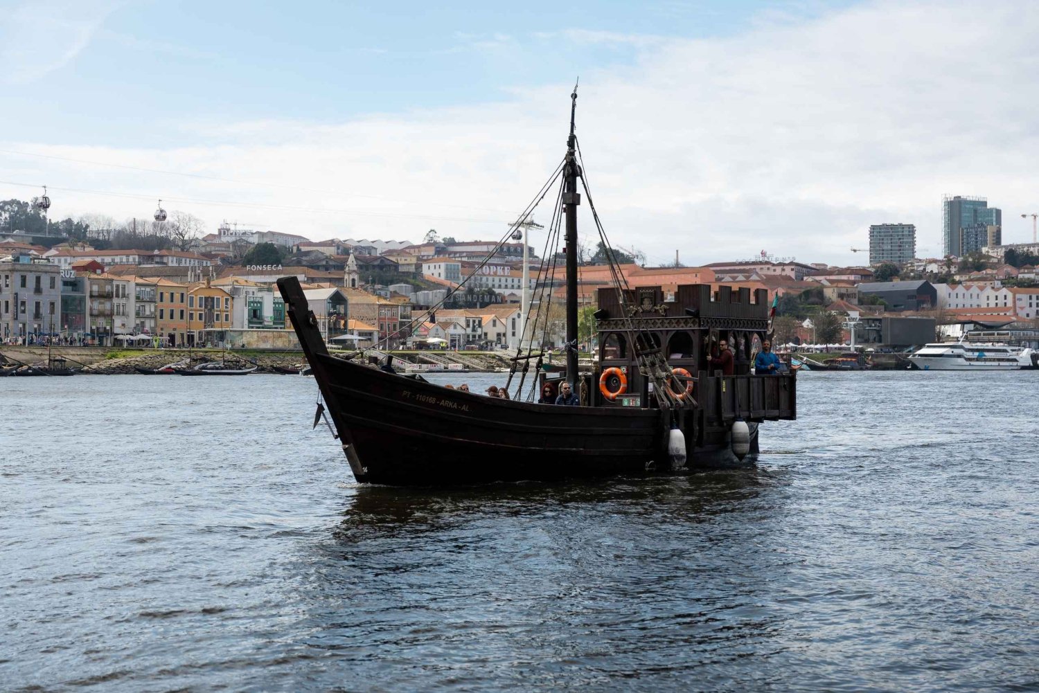 Porto : croisière en bateau pirate sur le fleuve Douro