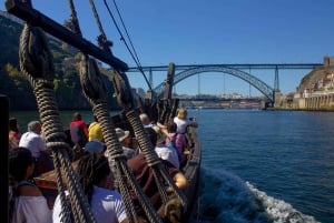 Porto: Rejs statkiem pirackim po rzece Douro