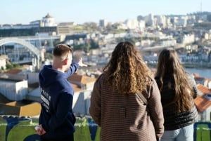 Порту: индивидуальная экскурсия по историческому центру города на автомобиле Ford T
