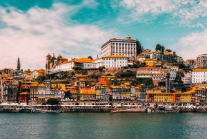 Porto Portrait Tour: Luz, Textura e Emoção Urbana
