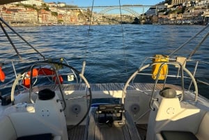 Porto: Wycieczka statkiem po rzece Douro z degustacją wina (mała grupa)