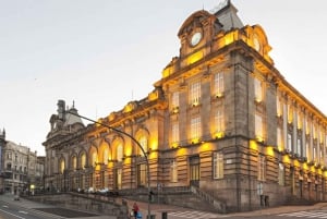 Porto Exclusive PRIVATE Walking Tour + Porto Wine tasting