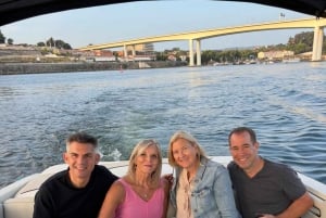 PORTO: Privat cruise på Douro – opptil 6 personer – 2/3 time