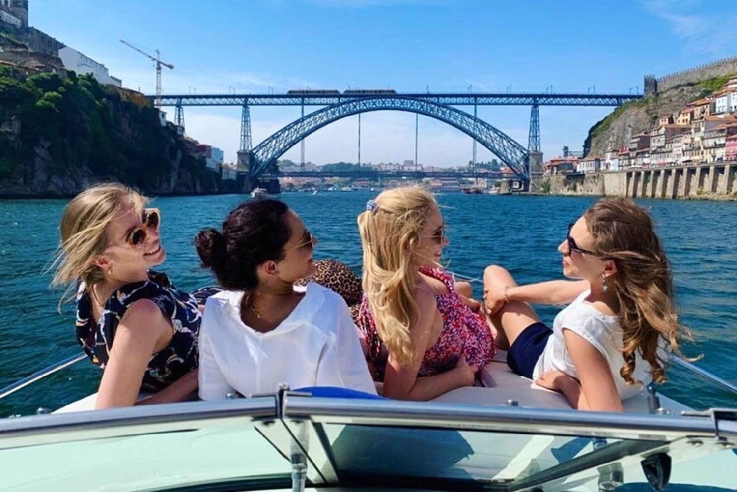 Porto: Passeio Privado de Barco pelo Rio Douro com Degustação