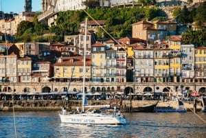 Porto: Private Douro River Charming Cruise w/wine tasting