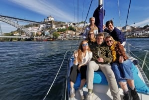 Porto : Croisière privée de charme sur le fleuve Douro avec dégustation de vins 8p