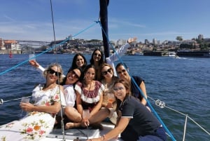 Porto : Croisière privée de charme sur le fleuve Douro avec dégustation de vins 8p