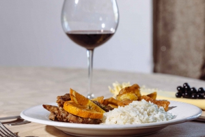 Porto: Tour Privado 4x4 no Vale do Douro com Almoço