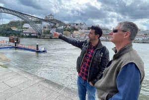 Porto: Visita Privada a Pé ao Centro Histórico com Degustação