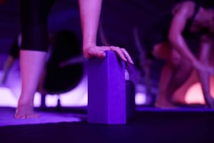 Porto: Private Hotpod Yoga Class