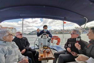 Porto: Passeio Privado de Veleiro com Prova de Vinhos e Charcutaria