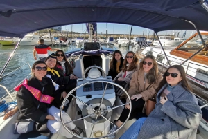 Porto: Passeio Privado de Veleiro com Prova de Vinhos e Charcutaria