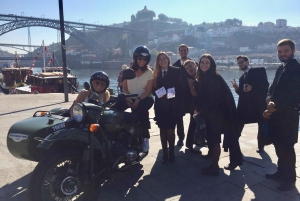 Tour privato in sidecar di Porto