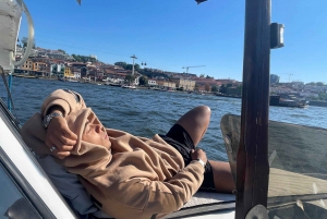 Porto: Prywatny statek wycieczkowy Douro (tylko dla Ciebie)6 mostów/zachód słońca