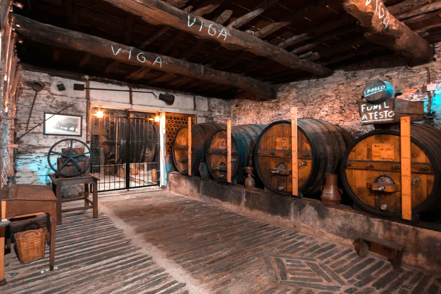 Porto: Private Tour Douro Valley/Winery SECXVIII /Boat/Lunch