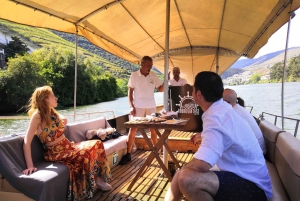 Porto: Private Tour Douro Valley/Winery SECXVIII /Boat/Lunch