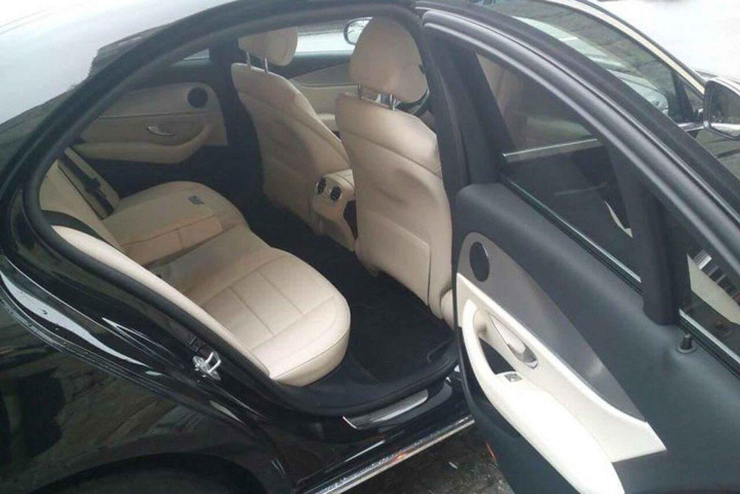 Porto: Private Transfer to Douro Valley up to 4 Stops