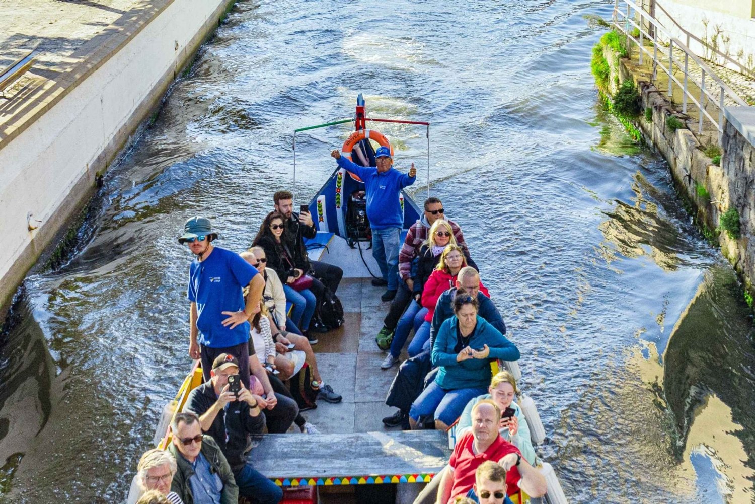 Von Porto: Privater Transfer nach Lissabon bis zu 3 Haltestellen