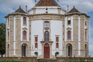 Von Porto: Privater Transfer nach Lissabon bis zu 3 Haltestellen