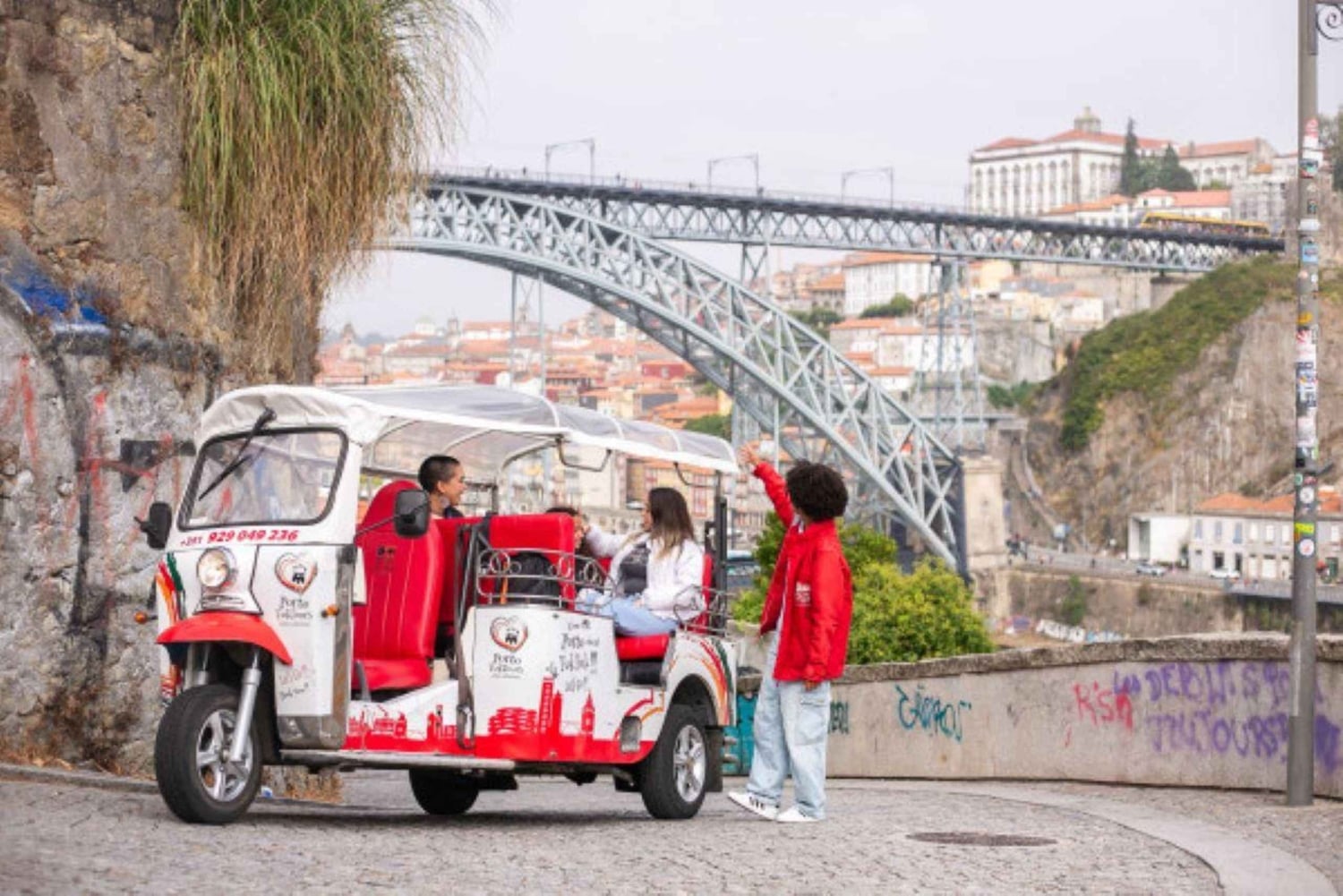 Porto: Privat Tuk Tuk-tur i det historiske sentrum av Porto