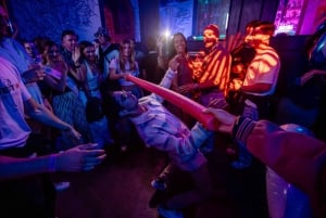 ポルト：ド派手なパブ巡り（ドリンク8杯、無料ショット、ゲーム、VIP）