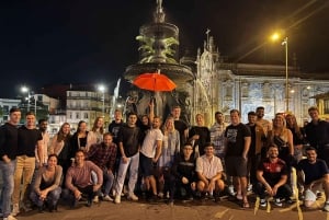 Porto: PubCrawl med 6 drinker + VIP-klubbinngang