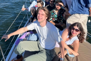 Porto: Relaxing Sailboat Cruise with Port on the Douro River