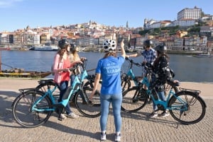 Porto: Riverside Panoramic Bike Tour