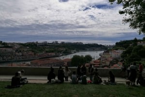 Porto: Riverside Panoramic Bike Tour