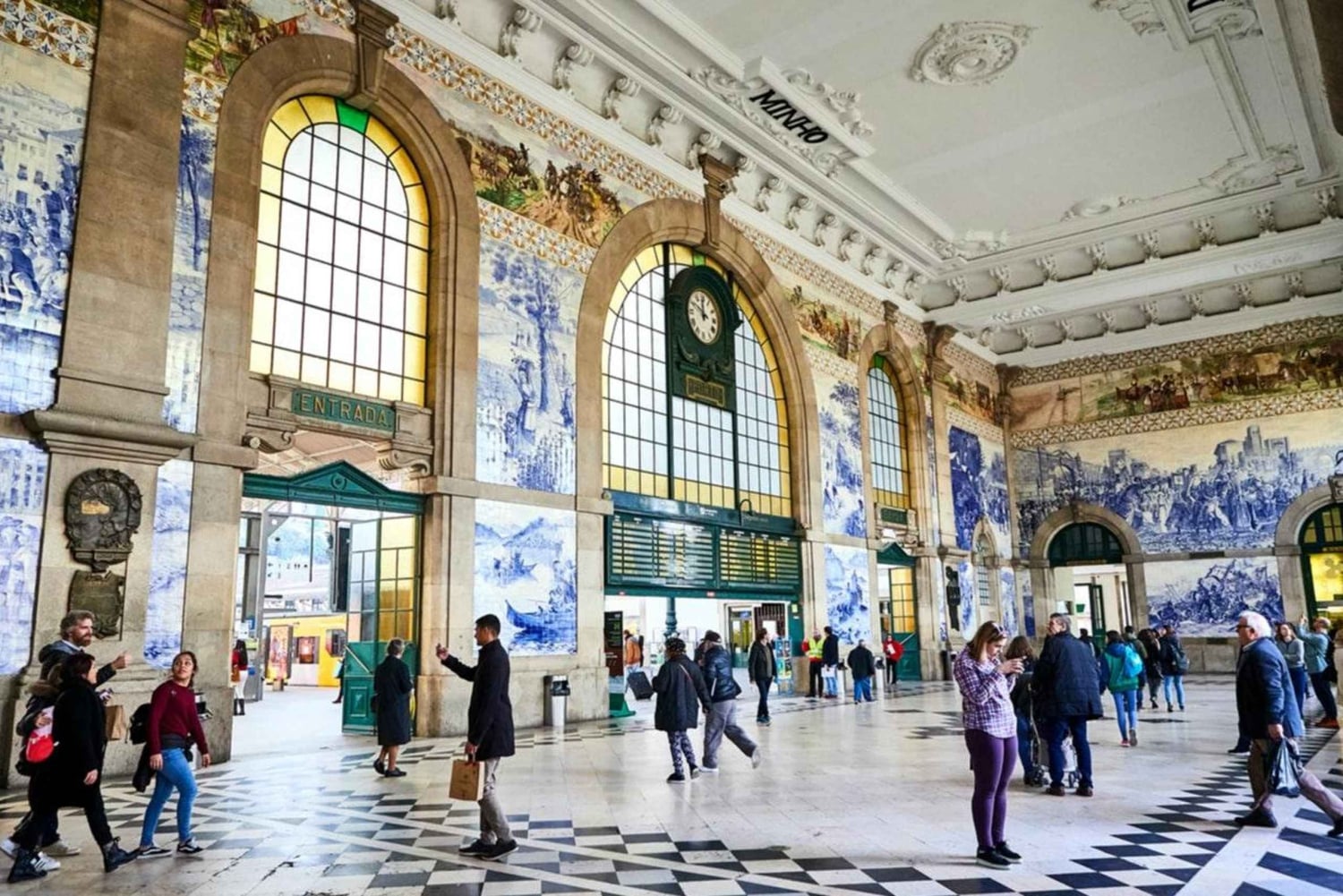 Il centro storico di Porto: segreti incredibili e scorpacciate fresche