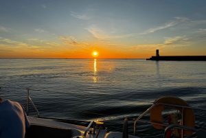 Oporto: navega, bebe y saborea: tour en barco por el Duero con cata de vino