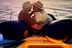 Porto SHARED Boat: Bridges, River Mouth & SUNSET w/ DRINKS