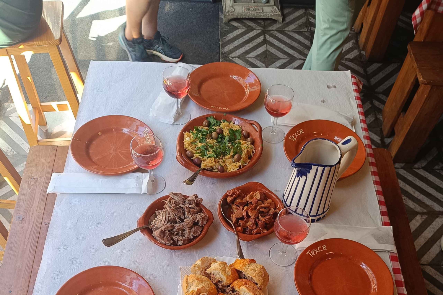 ポルト：タパス ツアー (3 時間 30 分)