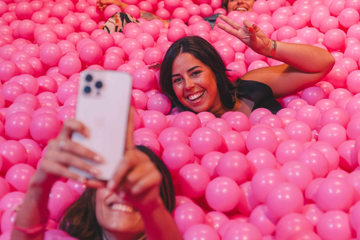 Porto: Taylor's Port Cellar Tour & WOW Museum Pack